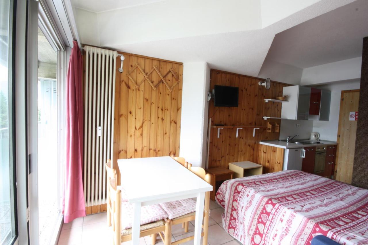 Marilleva 1400 Appartamenti Montana מראה חיצוני תמונה